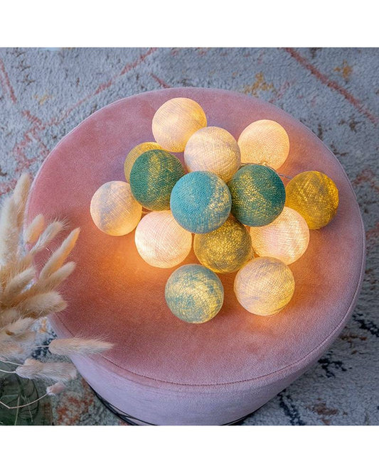 Guirlande tissu La case du cousin Paul 04