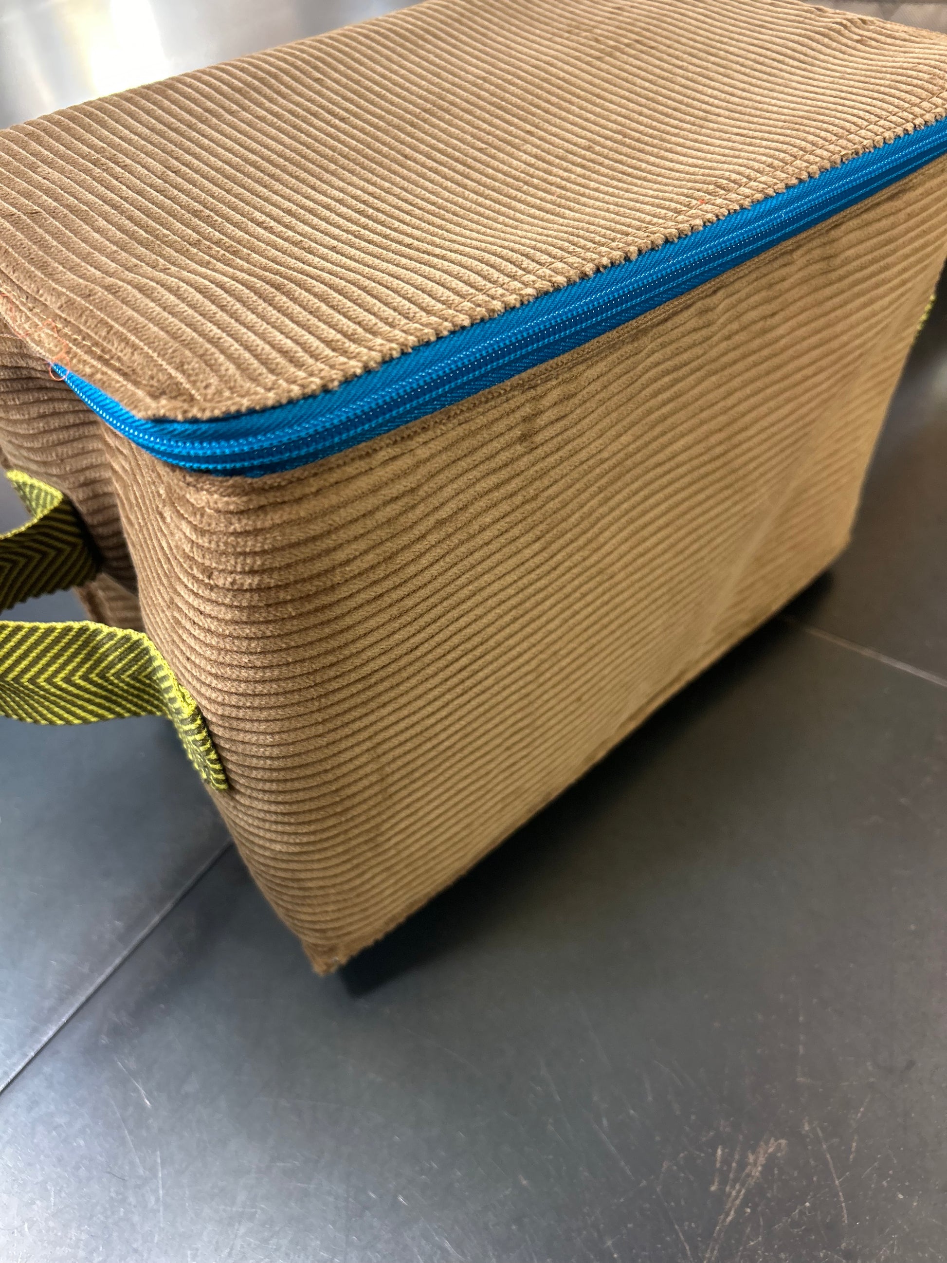 House case velours cotele beige Bensimon 3