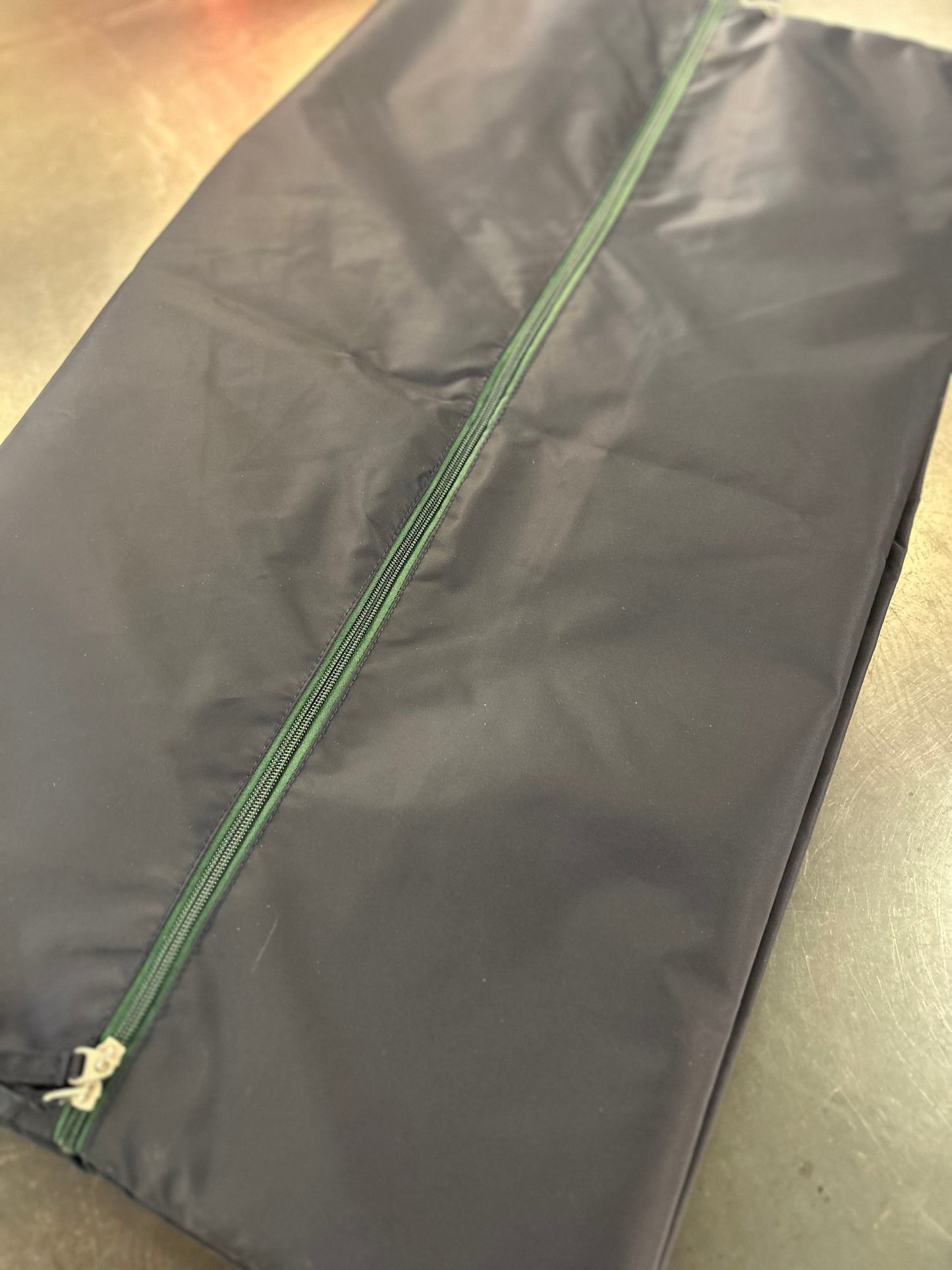Folded case s Cobalt Bensimon