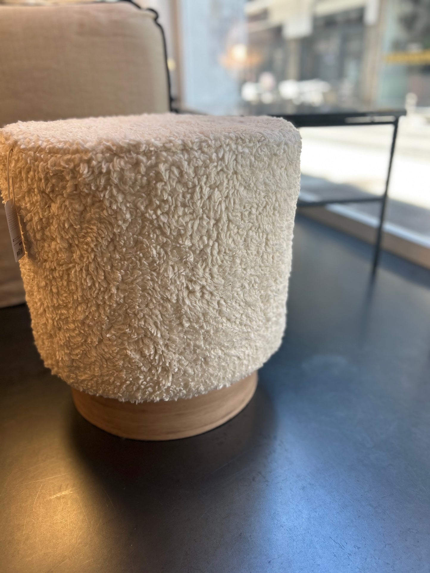 Pouf bouclette Urban Nature Culture