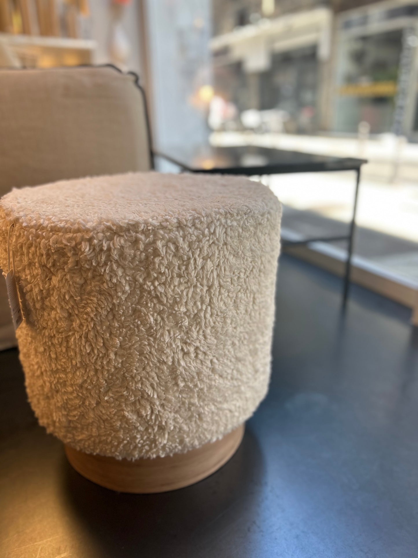 Pouf bouclette Urban Nature Culture 1