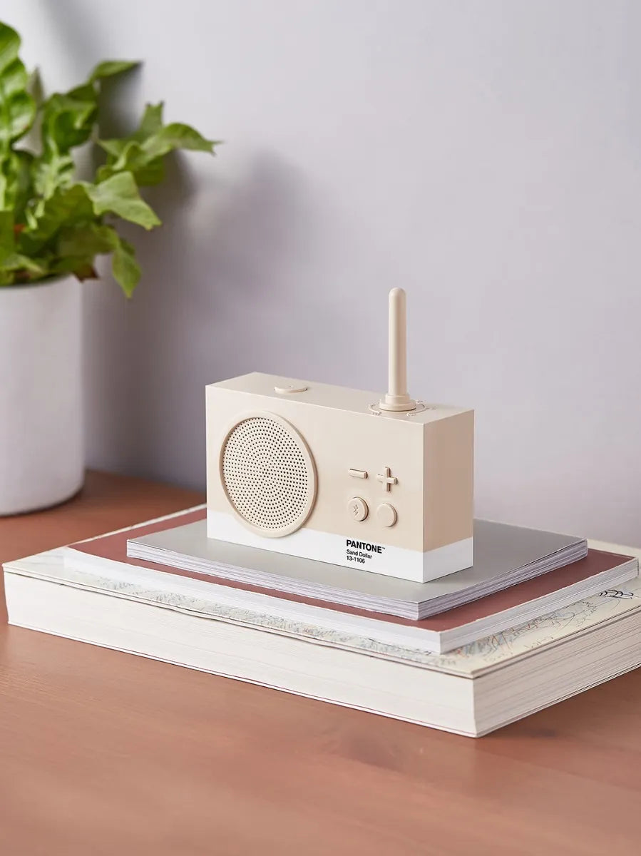 Radio enceinte Tykho 3 Lexon beige Pantone