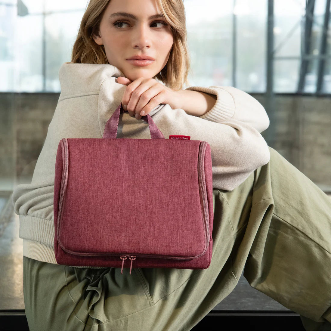 Trousse de toilette à accrocher Reisenthel 2