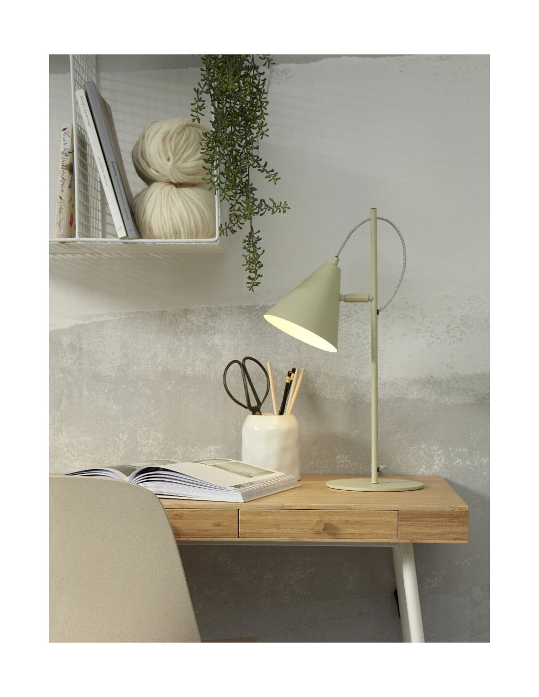 Lampe a poser Its about romi vert sauge 5