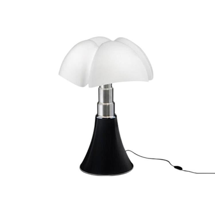 Lampe a poser Pipistrello noir petit modele Martinelli Luce Gae Aulenti