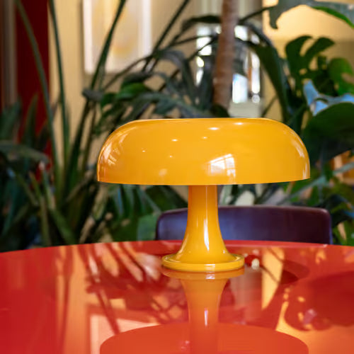Lampe de table Nessino jaune Artemide