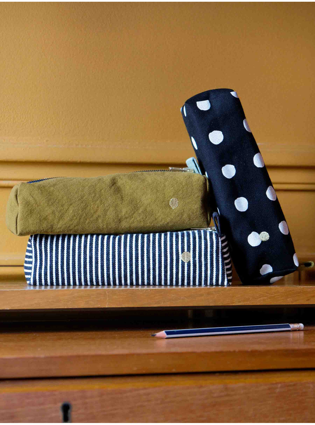 Trousse de bureau La cerise sur le gateau 1