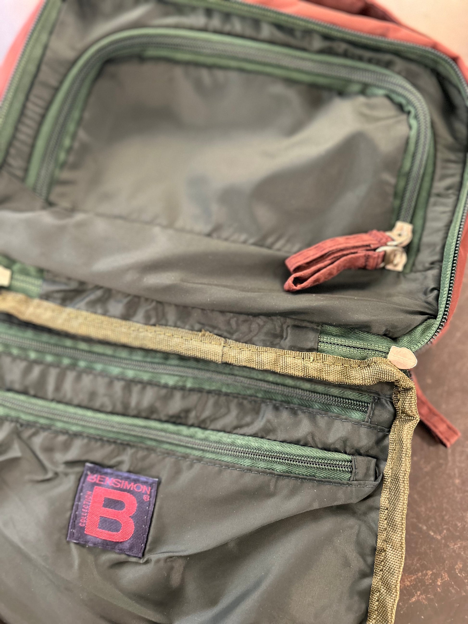 Trousse de toilette Bensimon a suspendre bordeaux 1