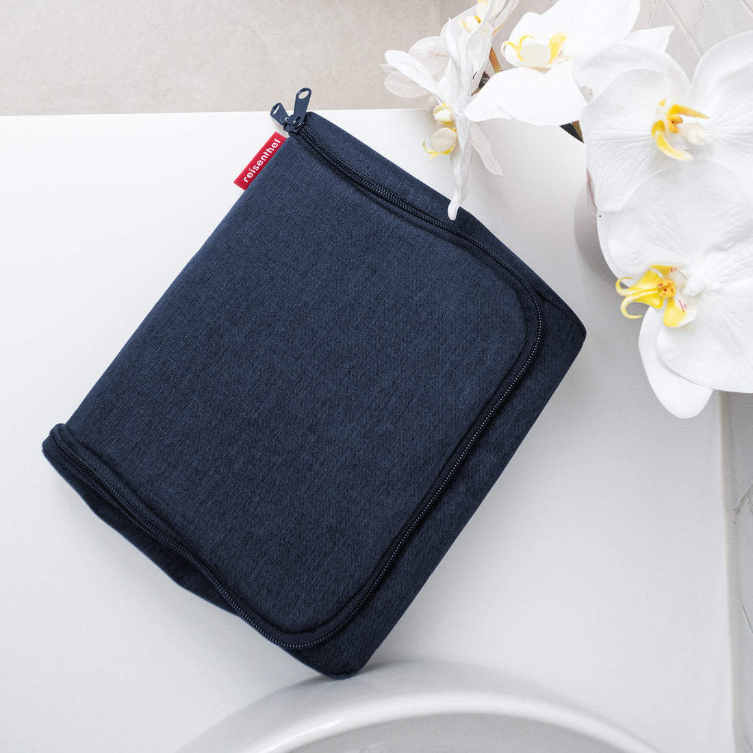 Trousse de toilette Toiletbag twist navy Reisenthel 6