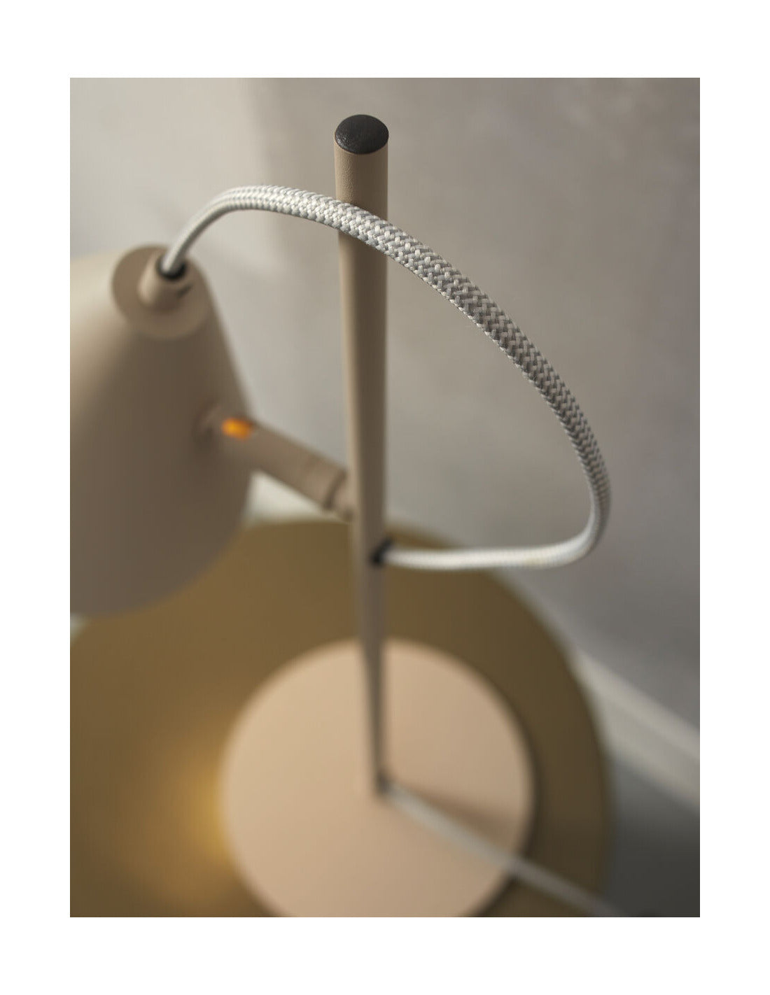 Lampe de table Lisbonne beige It's about Romi